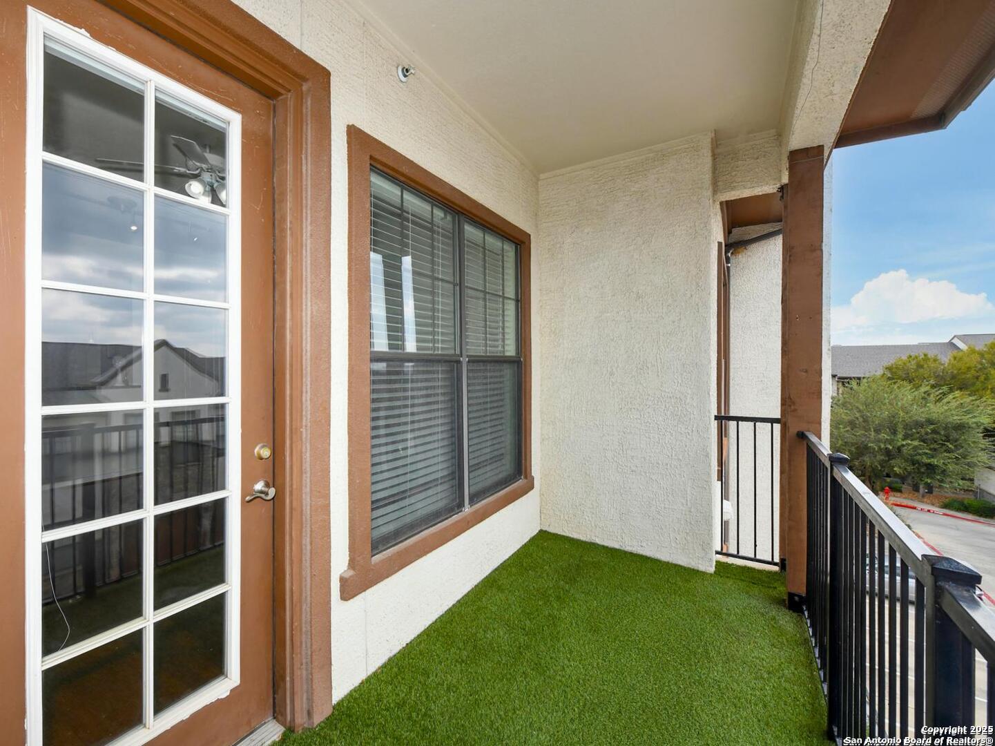 7342 Oak Manor San Antonio TX 78229