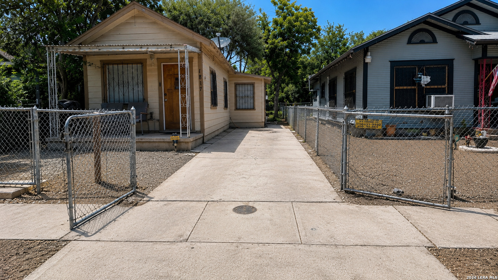 1817 San Luis San Antonio TX 78207