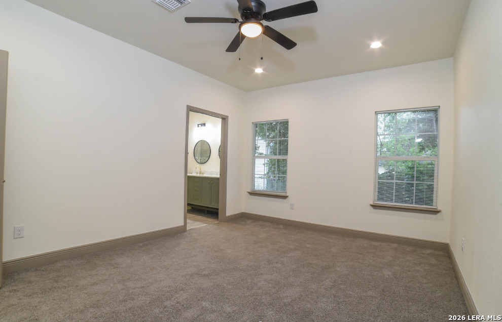 222 E Lindbergh Universal City TX 78148