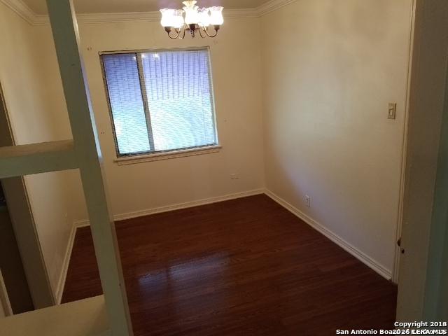 217 E Lullwood San Antonio TX 78212