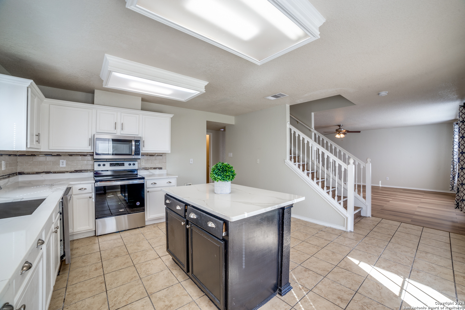 9114 Blazer Place San Antonio TX 78245