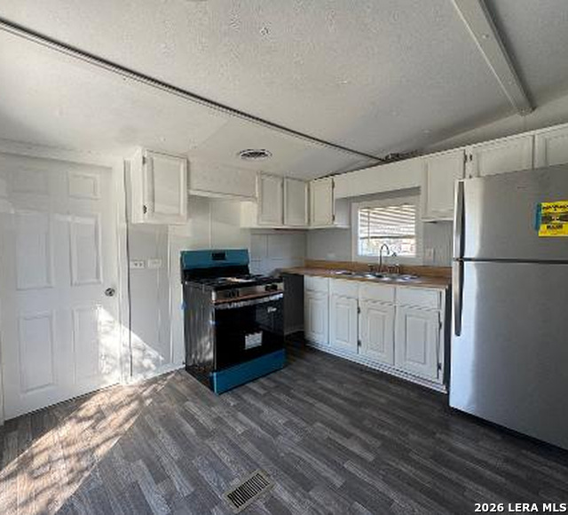 246 Pr Robin Hood Lane Poteet TX 78065