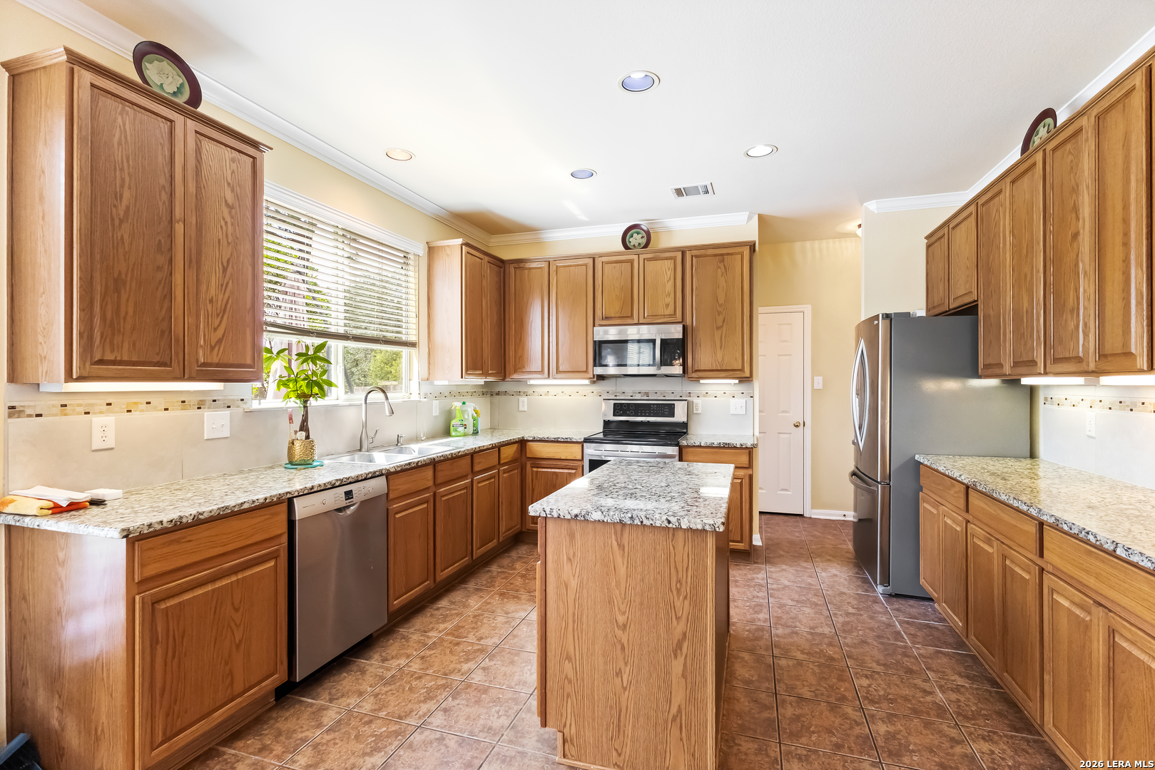 8506 Raton Way Helotes TX 78023