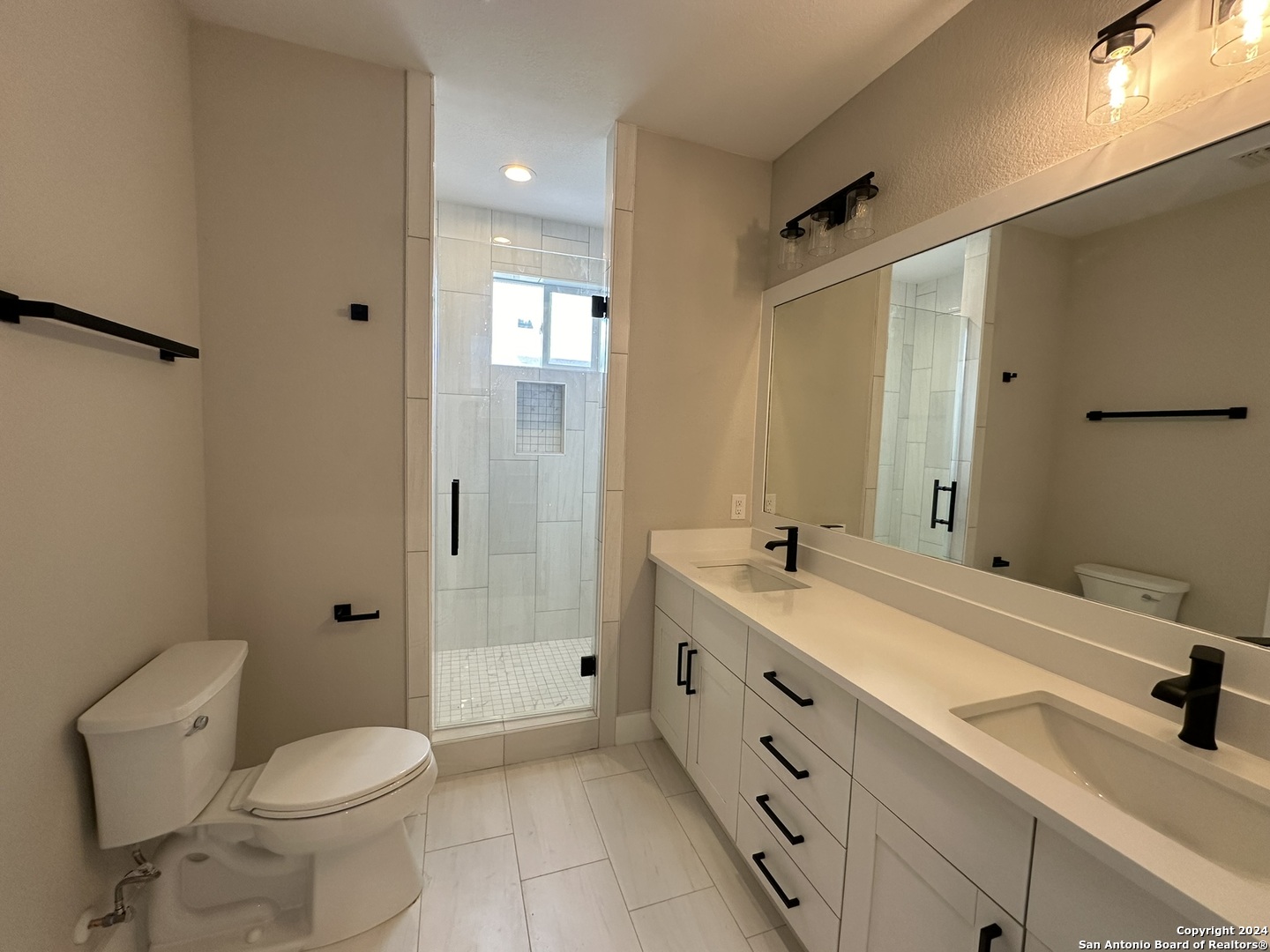 1618 W Lawndale Drive San Antonio TX 78209