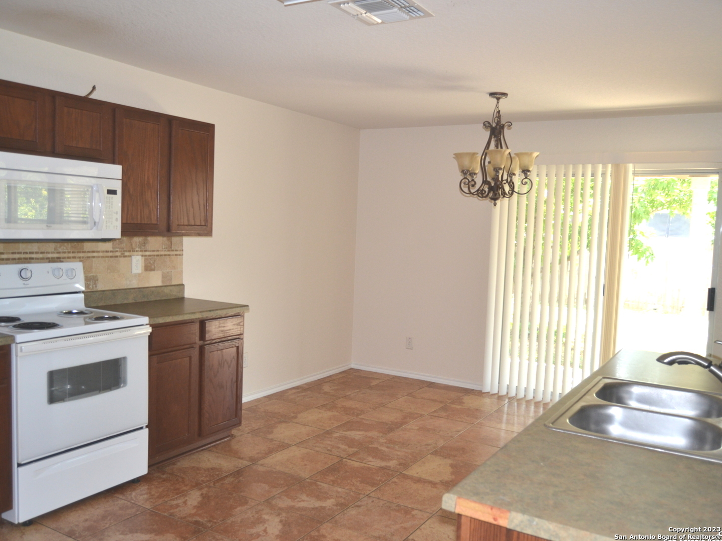 146 Palma Noce San Antonio TX 78253