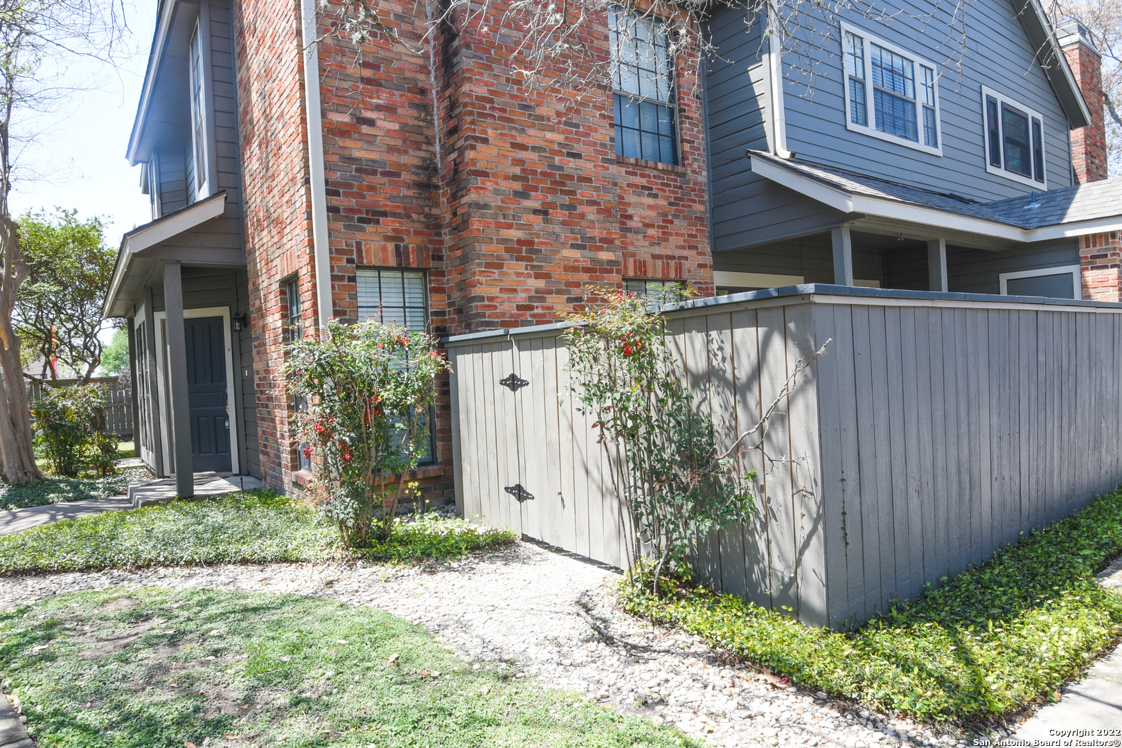 9 Chapel Hill Circle San Antonio TX 78240