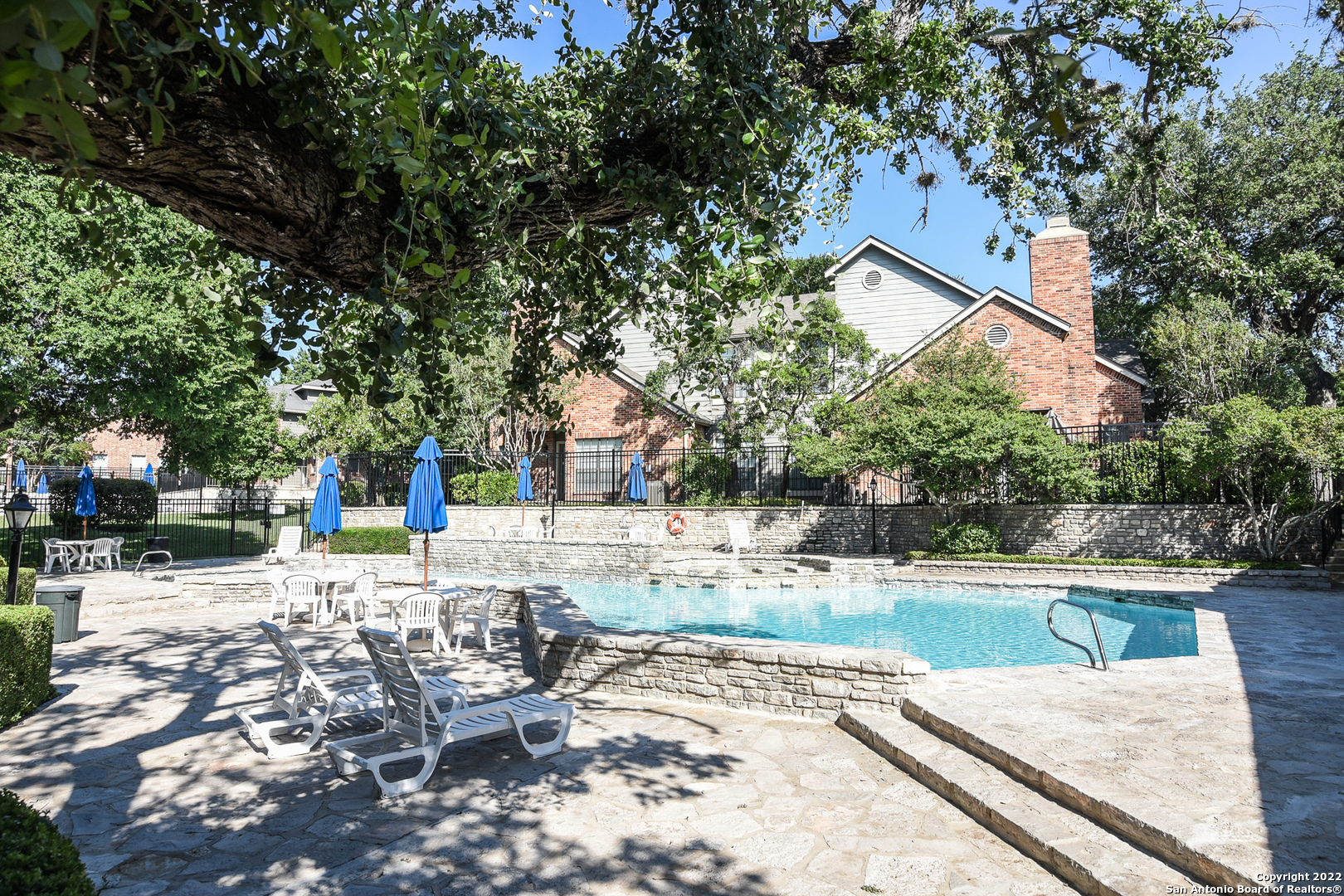 9 Chapel Hill Circle San Antonio TX 78240