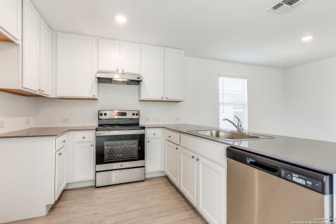 13206 Dutra San Antonio TX 78221