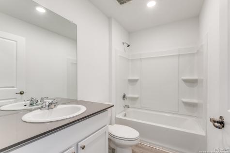 13206 Dutra San Antonio TX 78221
