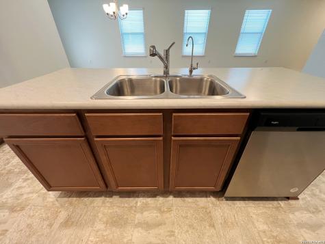 2414 Indian Forest San Antonio TX 78244