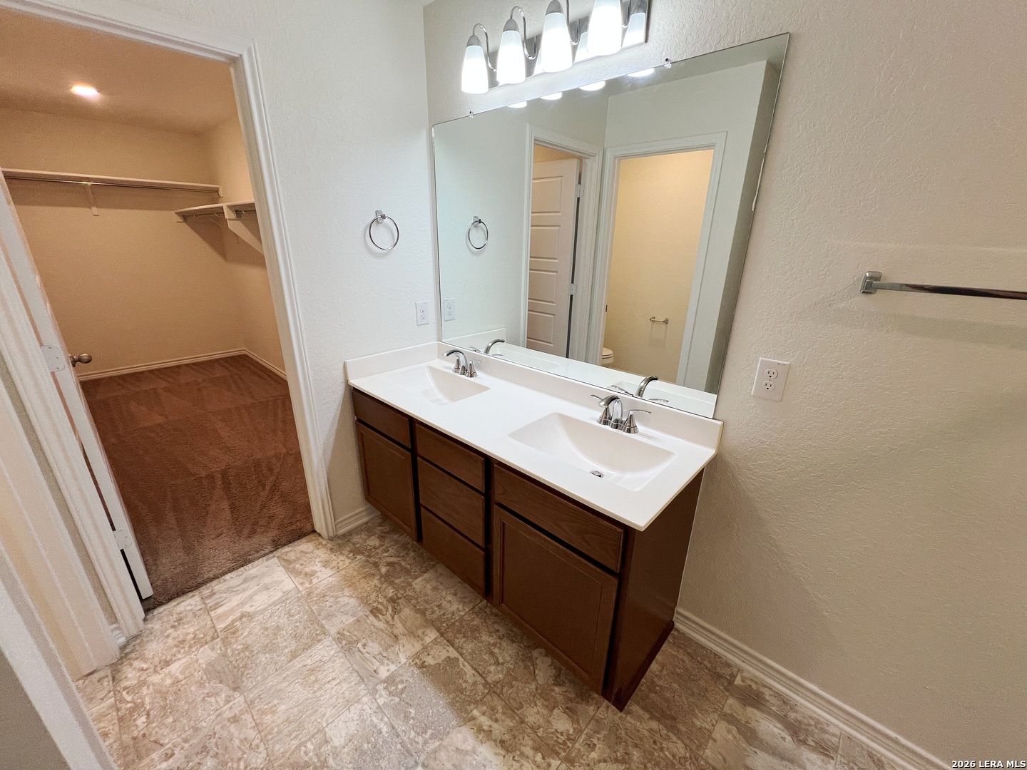 2414 Indian Forest San Antonio TX 78244