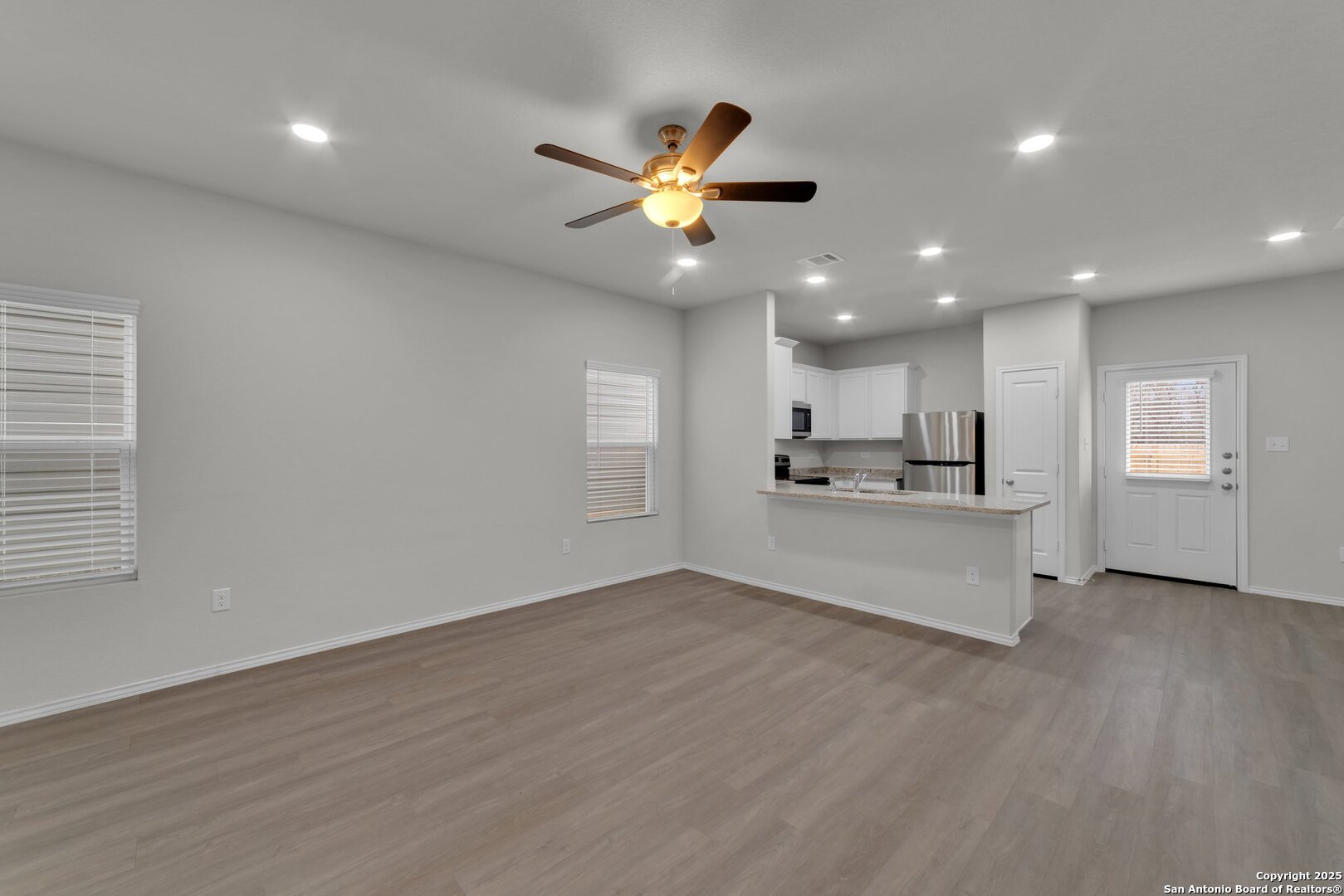 6734 Summer Fest Drive San Antonio TX 78244