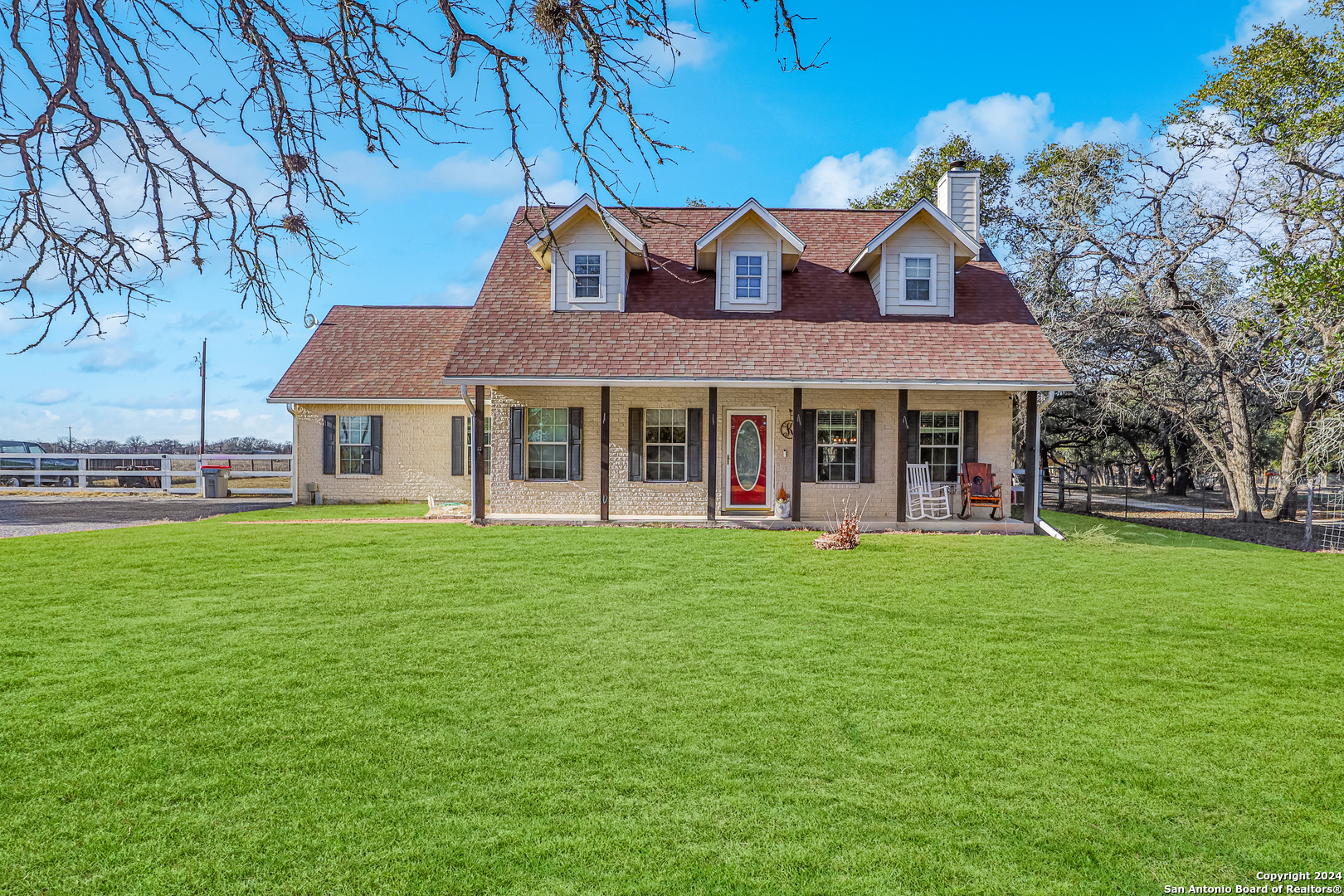 1561 County Road 320 Floresville TX 78114