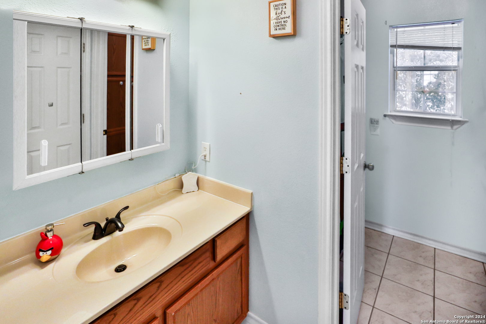 1561 County Road 320 Floresville TX 78114