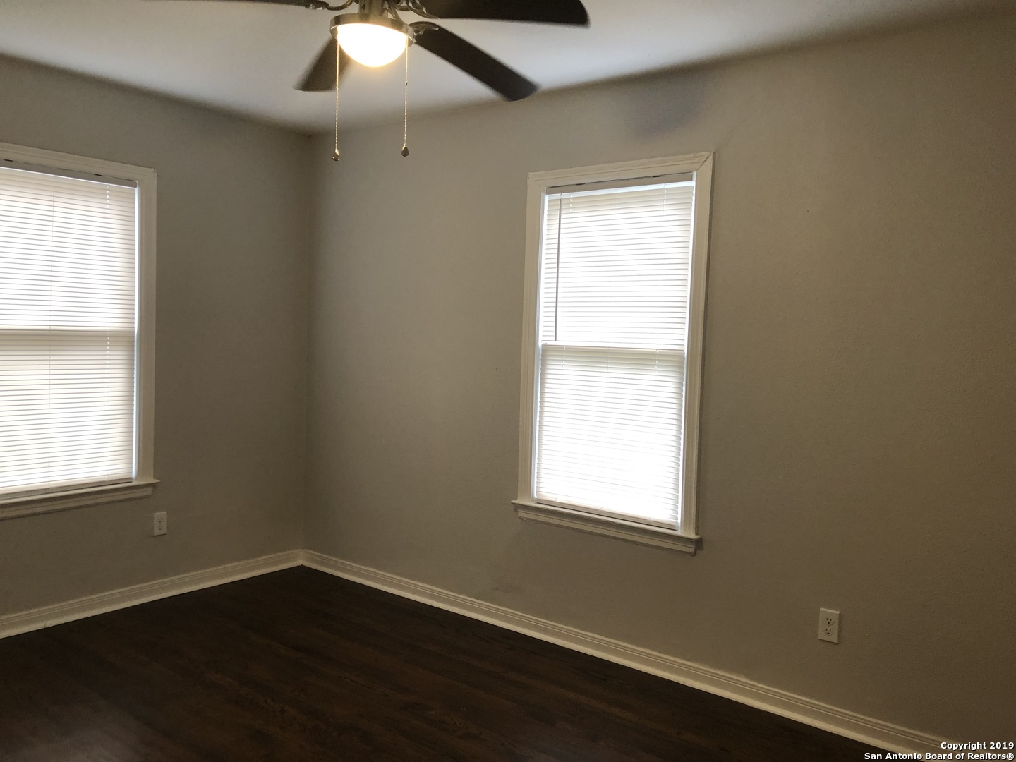327 Fairview Avenue San Antonio TX 78223