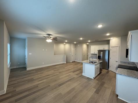 7153 Magnolia Creek San Antonio TX 78252