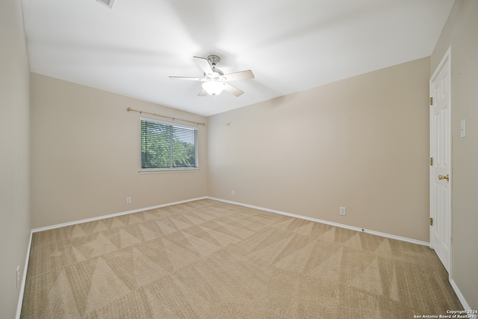 8926 Valhalla Selma TX 78154
