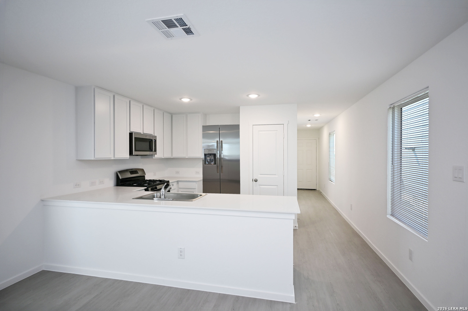 4949 Winecup Cove Converse TX 78109