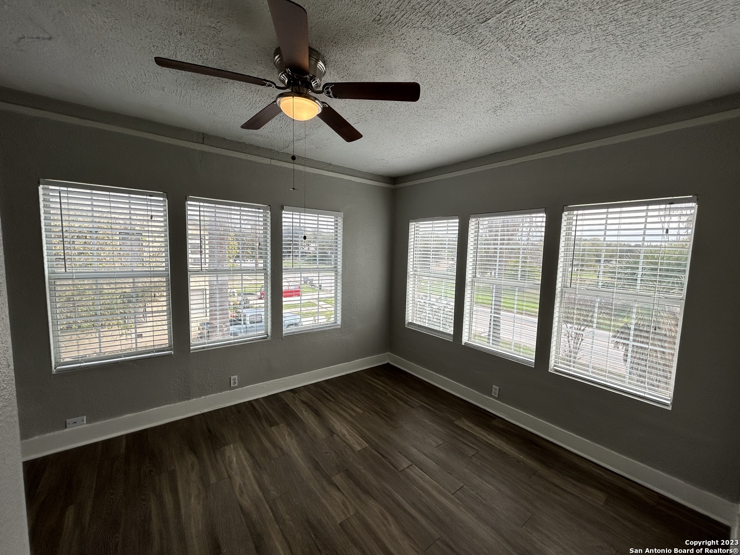 1409 W Woodlawn Avenue San Antonio TX 78201