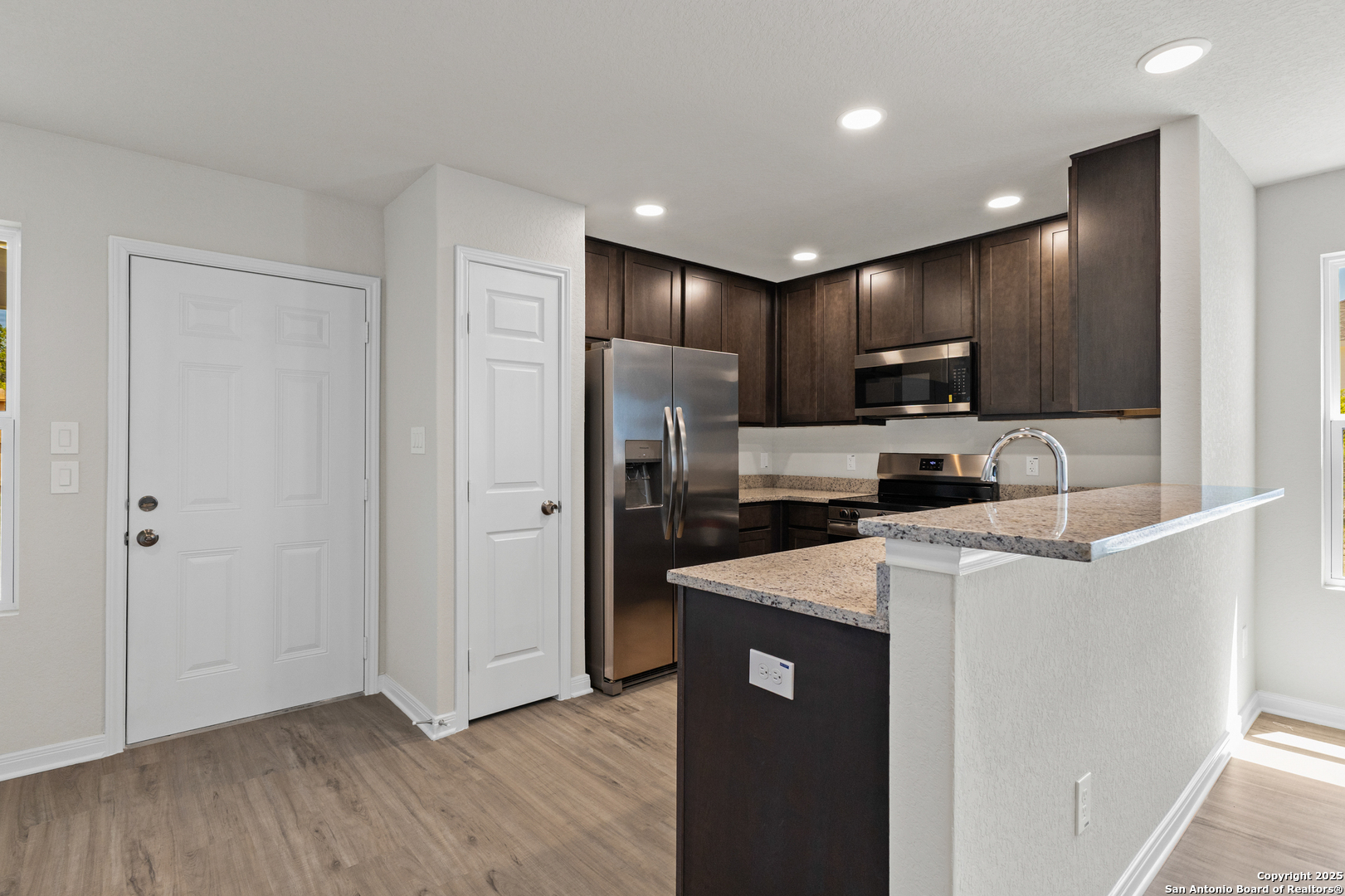 219 Bonnie Bend San Antonio TX 78253