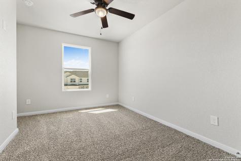 219 Bonnie Bend San Antonio TX 78253