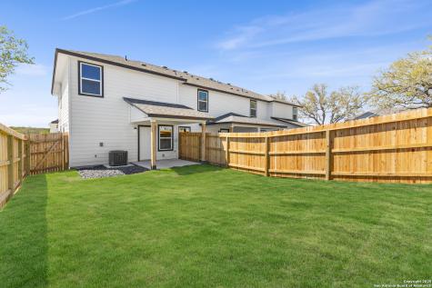 219 Bonnie Bend San Antonio TX 78253
