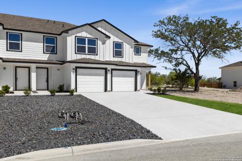 219 Bonnie Bend San Antonio TX 78253