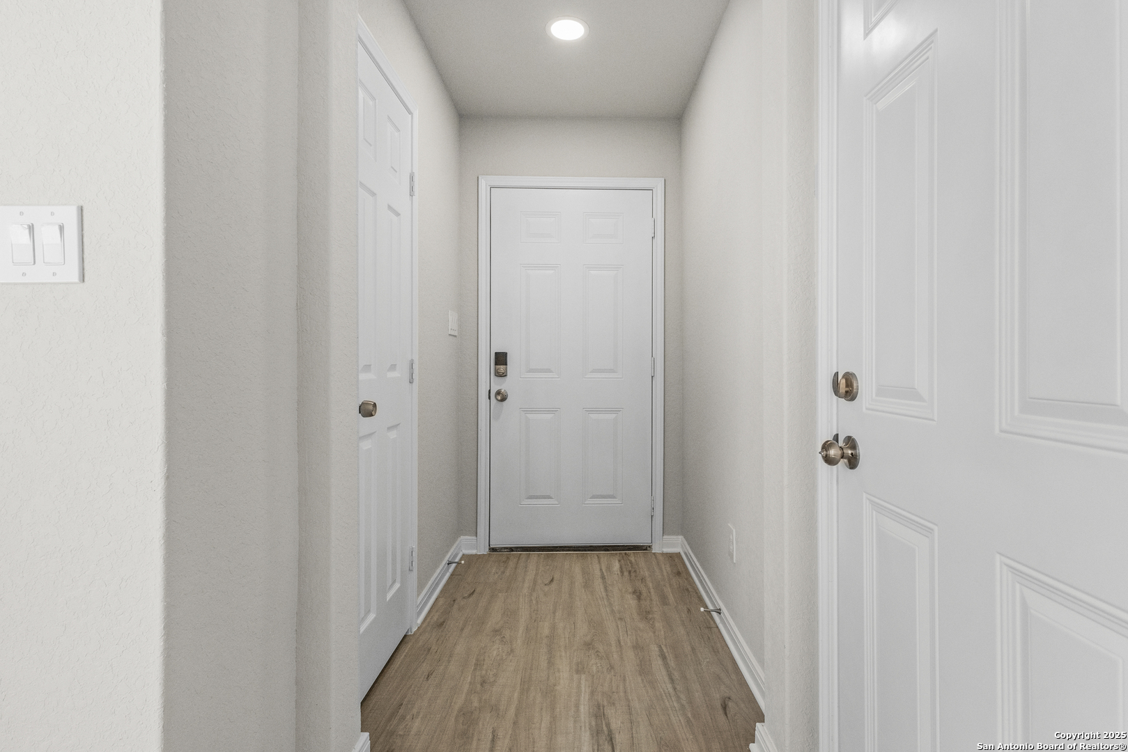 219 Bonnie Bend San Antonio TX 78253