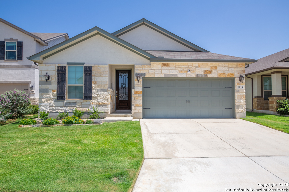 6819 Black Diamond San Antonio TX 78249