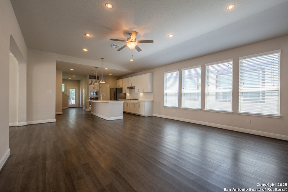 6819 Black Diamond San Antonio TX 78249