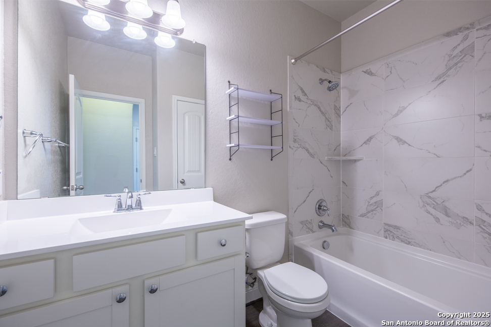 6819 Black Diamond San Antonio TX 78249