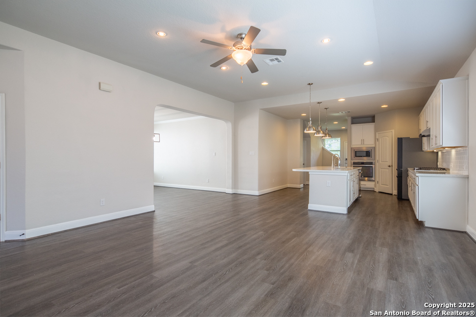 6819 Black Diamond San Antonio TX 78249