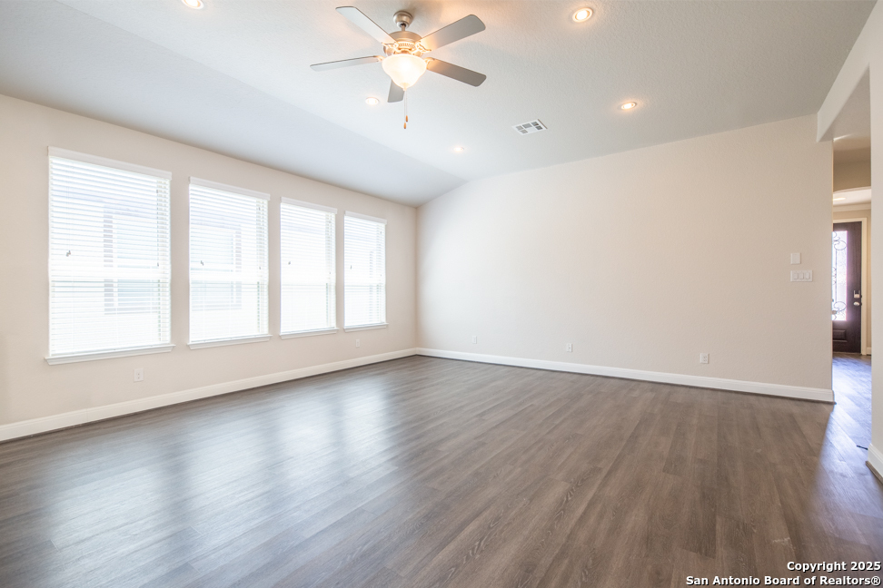 6819 Black Diamond San Antonio TX 78249