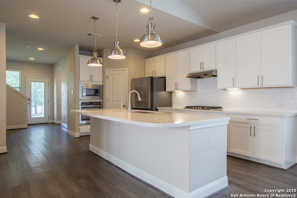 6819 Black Diamond San Antonio TX 78249