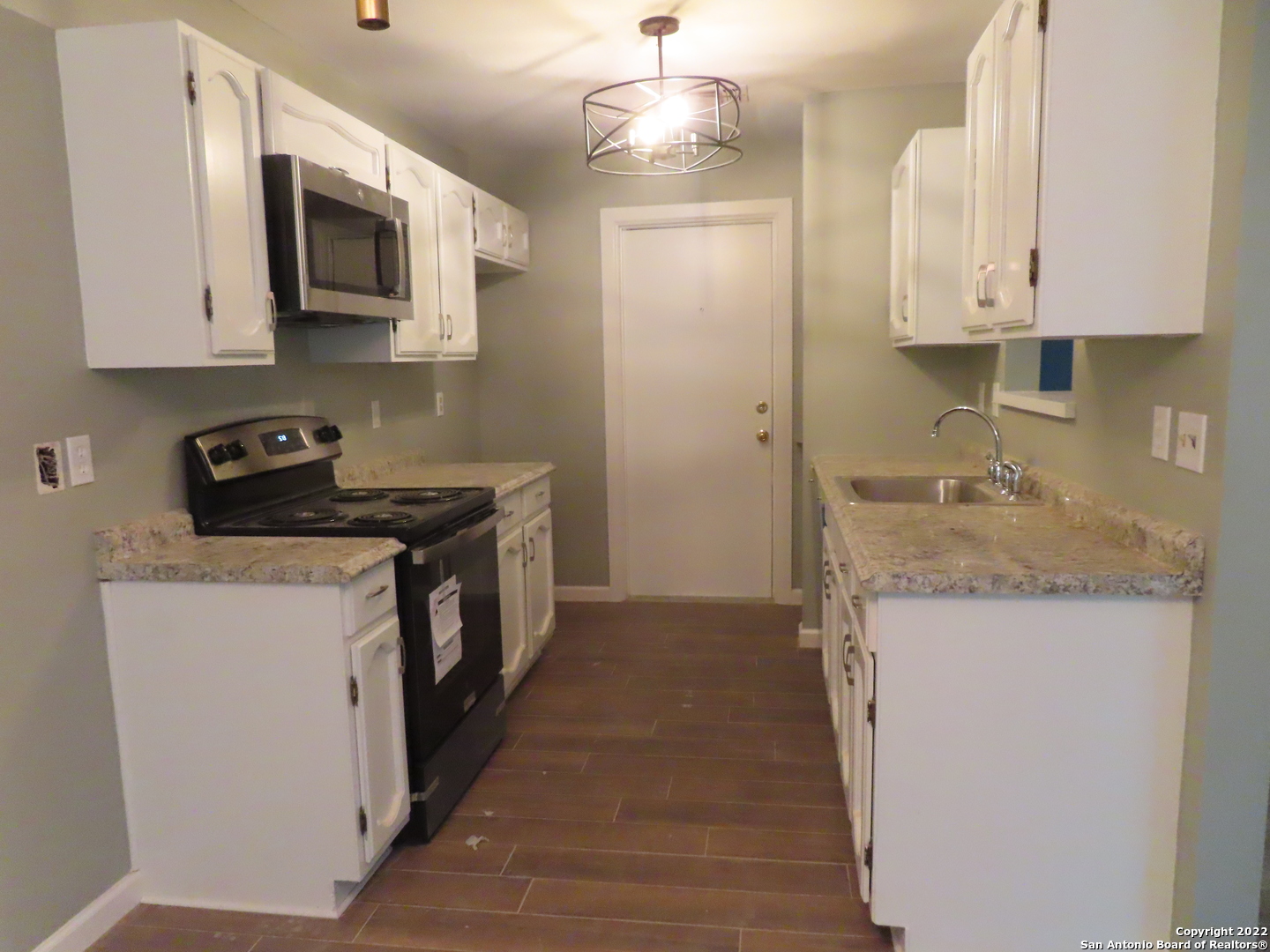 9450 Cliff Way Street San Antonio TX 78250