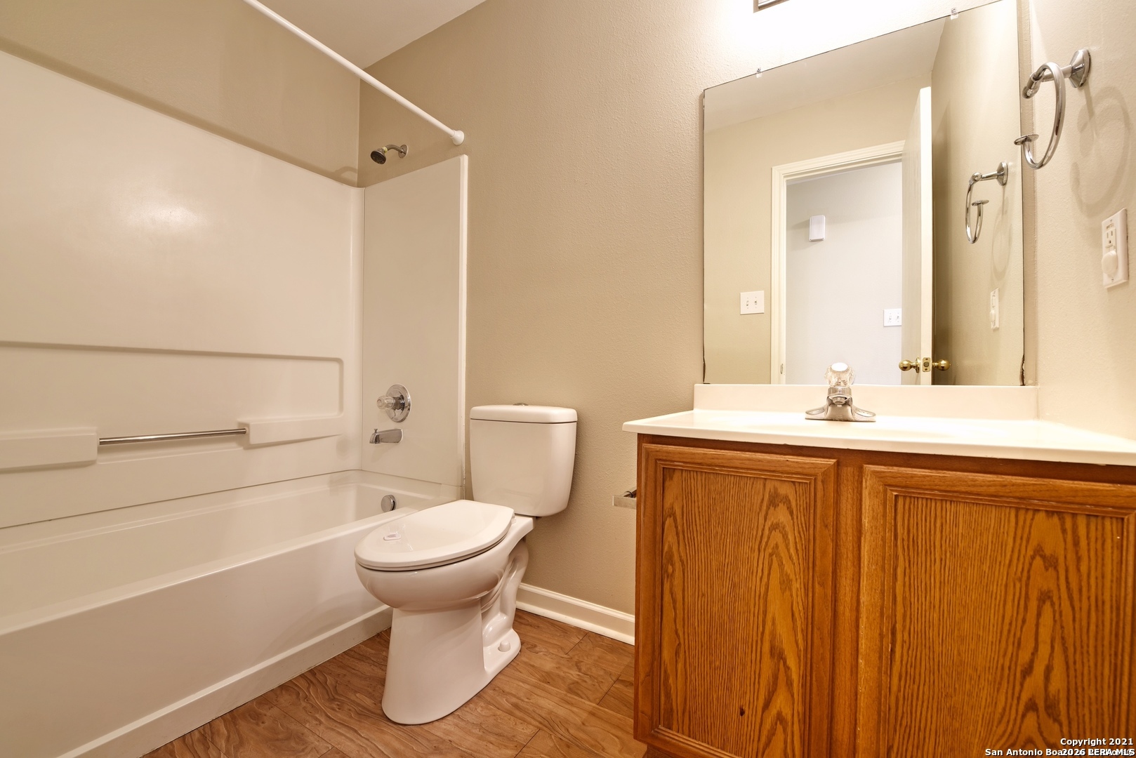 10727 N Shaenridge San Antonio TX 78254
