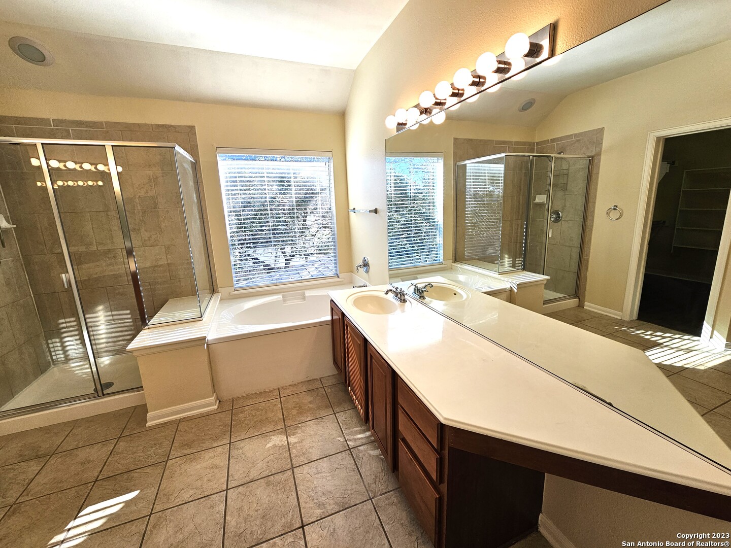 1507 Lookout Point San Antonio TX 78260
