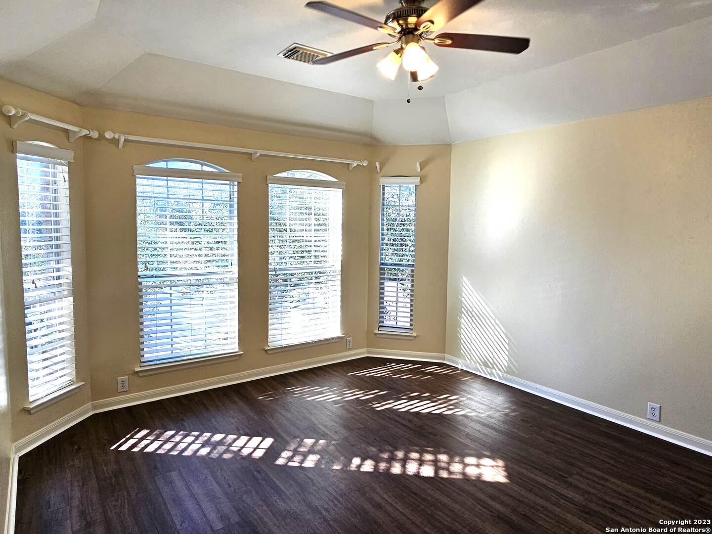 1507 Lookout Point San Antonio TX 78260