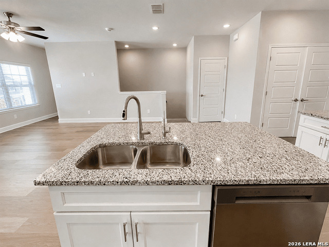 7142 Magnolia Creek San Antonio TX 78252