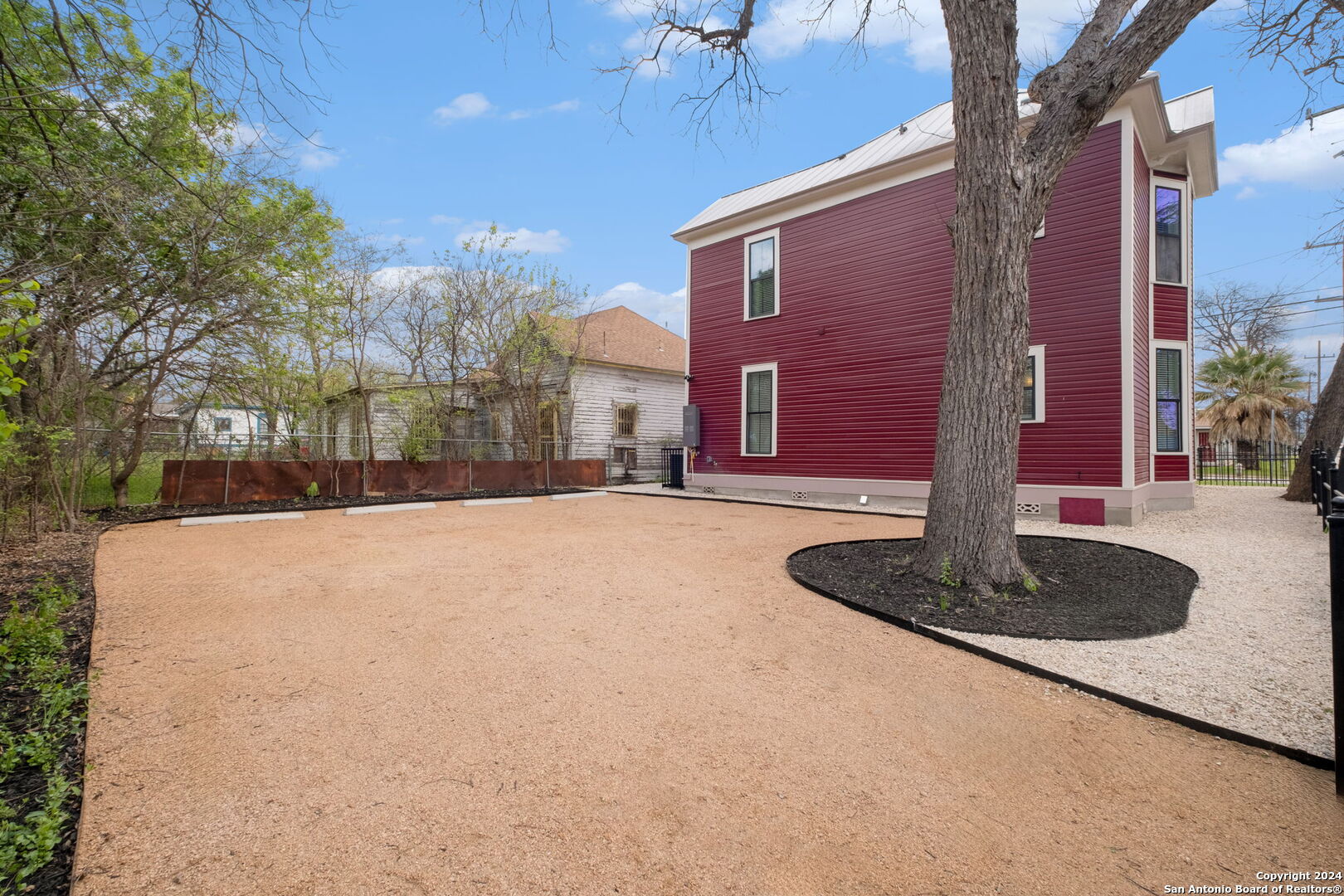 201 E Carson Street San Antonio TX 78208
