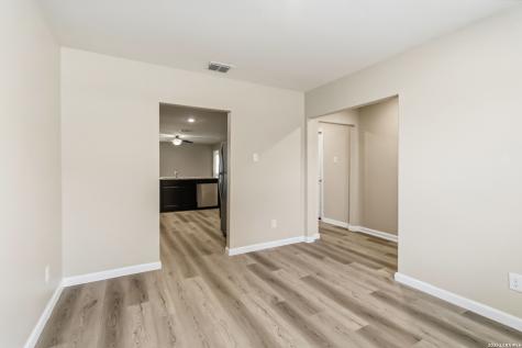 15027 Harbor Landing San Antonio TX 78073