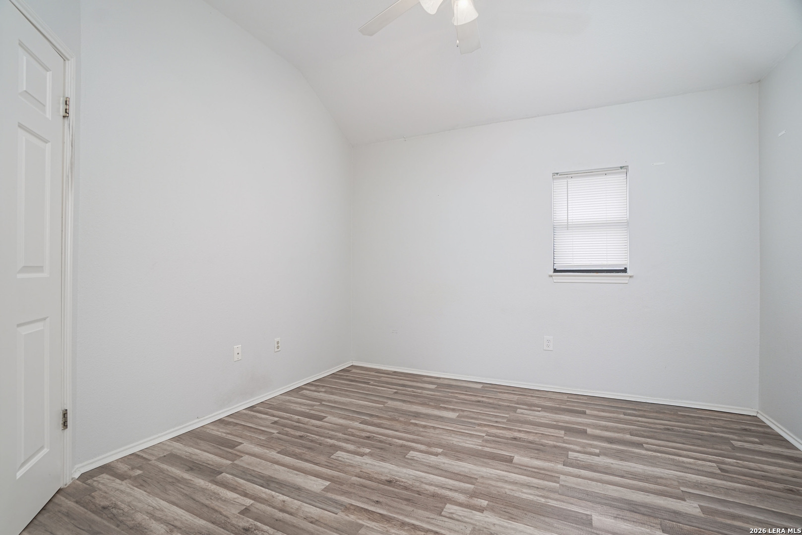 8523 Sir Galahad San Antonio TX 78240