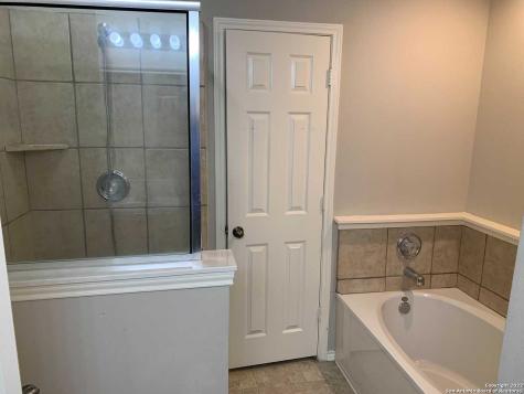 522 Cattle Ranch Drive San Antonio TX 78245