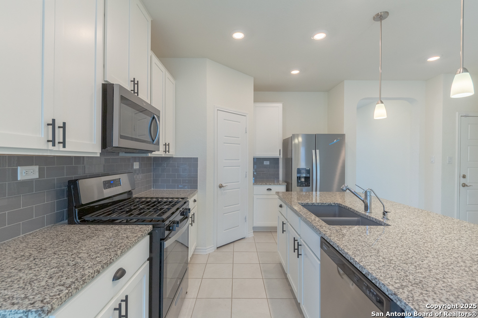 9515 Braman Point Converse TX 78109