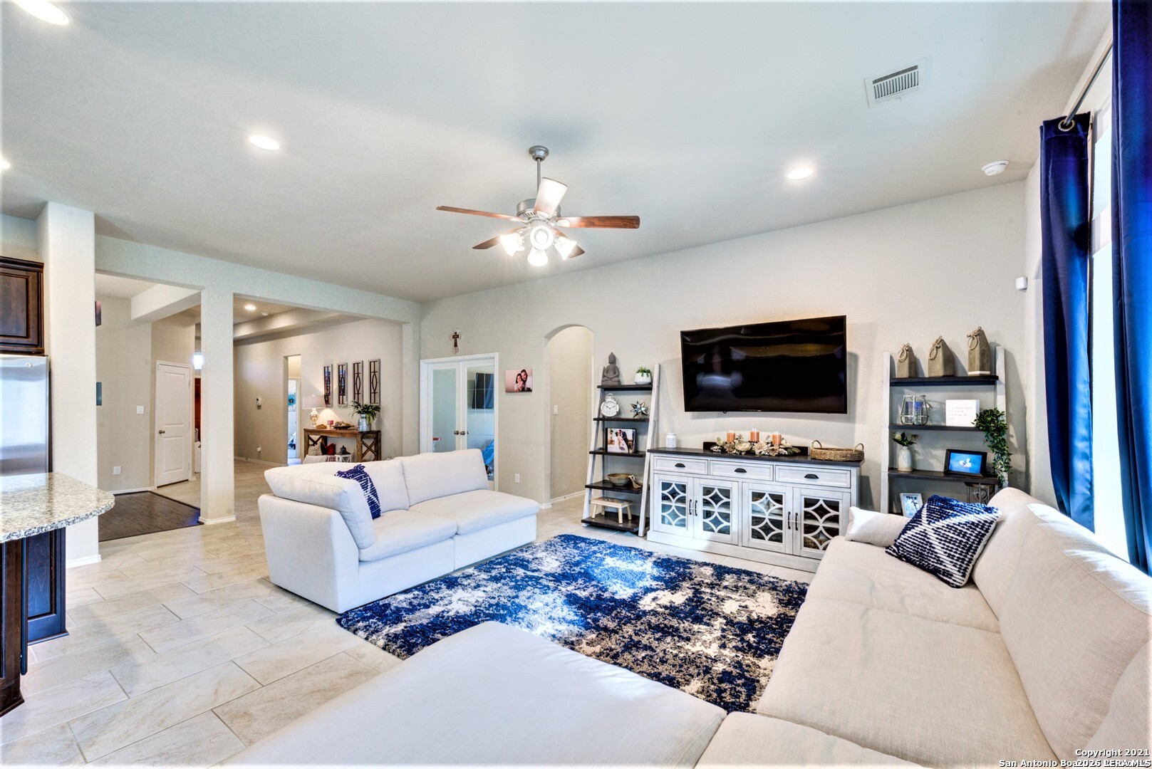 2051 Hardee Pass San Antonio TX 78253