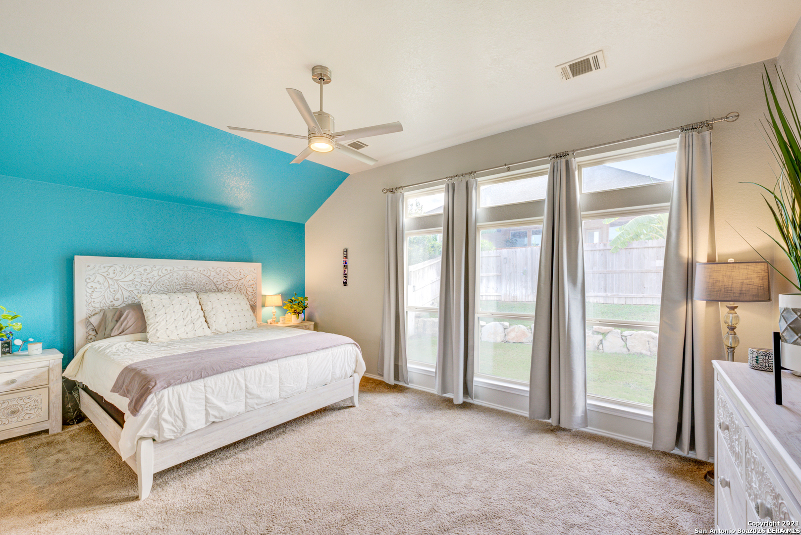 2051 Hardee Pass San Antonio TX 78253