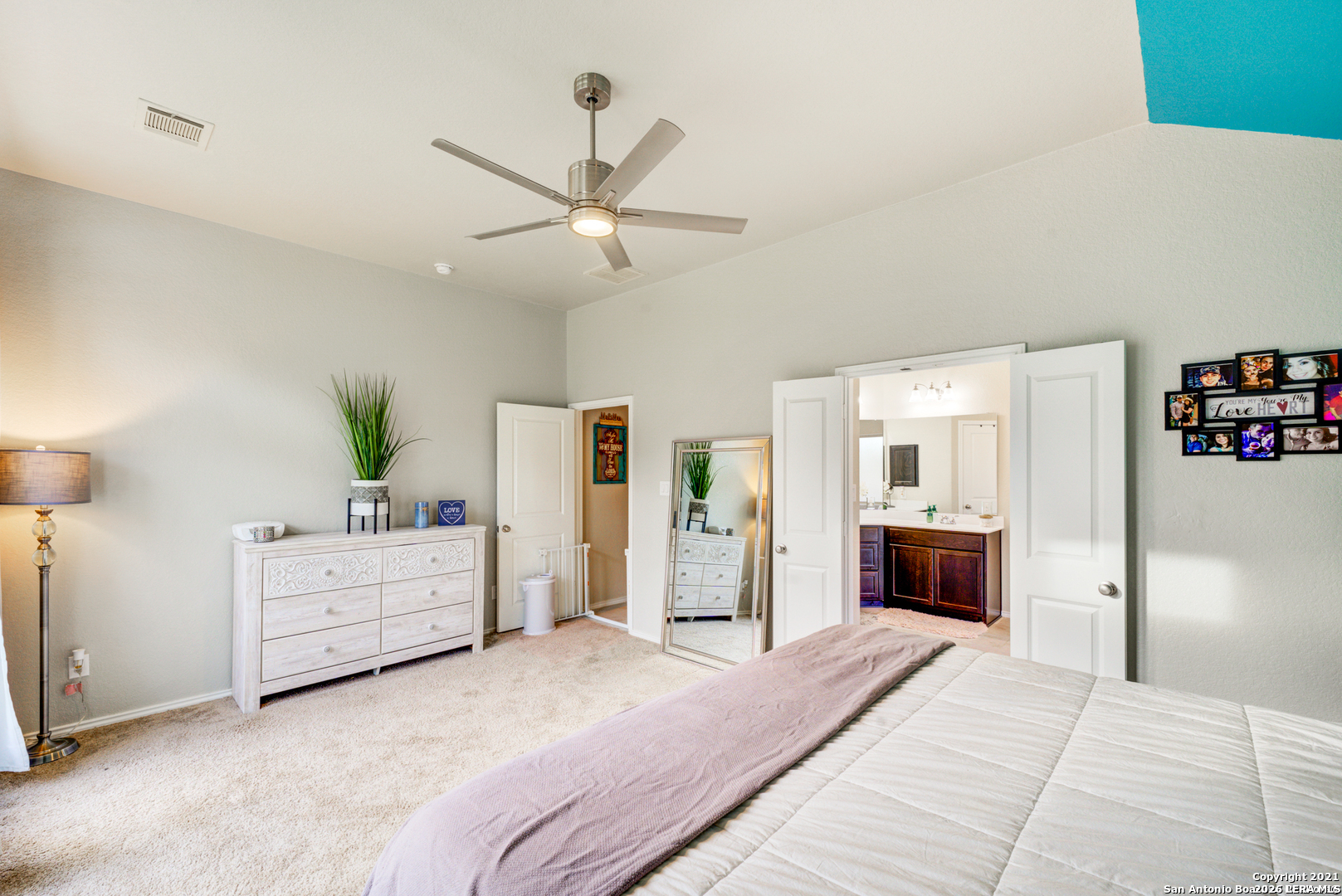2051 Hardee Pass San Antonio TX 78253