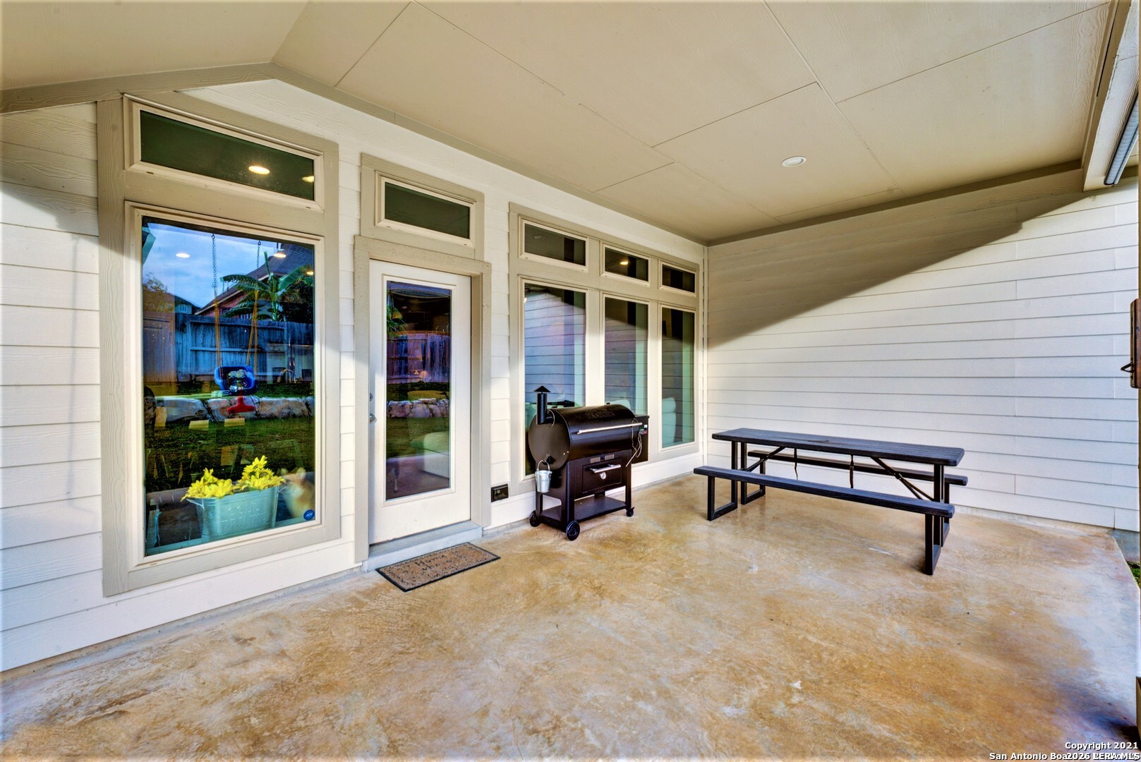 2051 Hardee Pass San Antonio TX 78253
