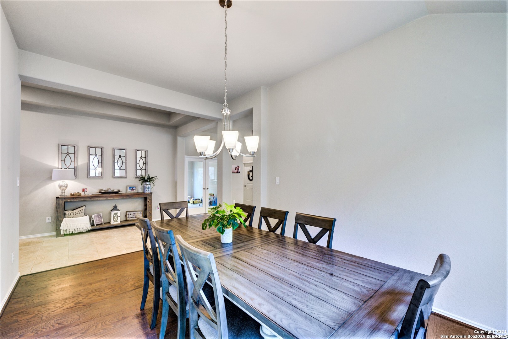 2051 Hardee Pass San Antonio TX 78253