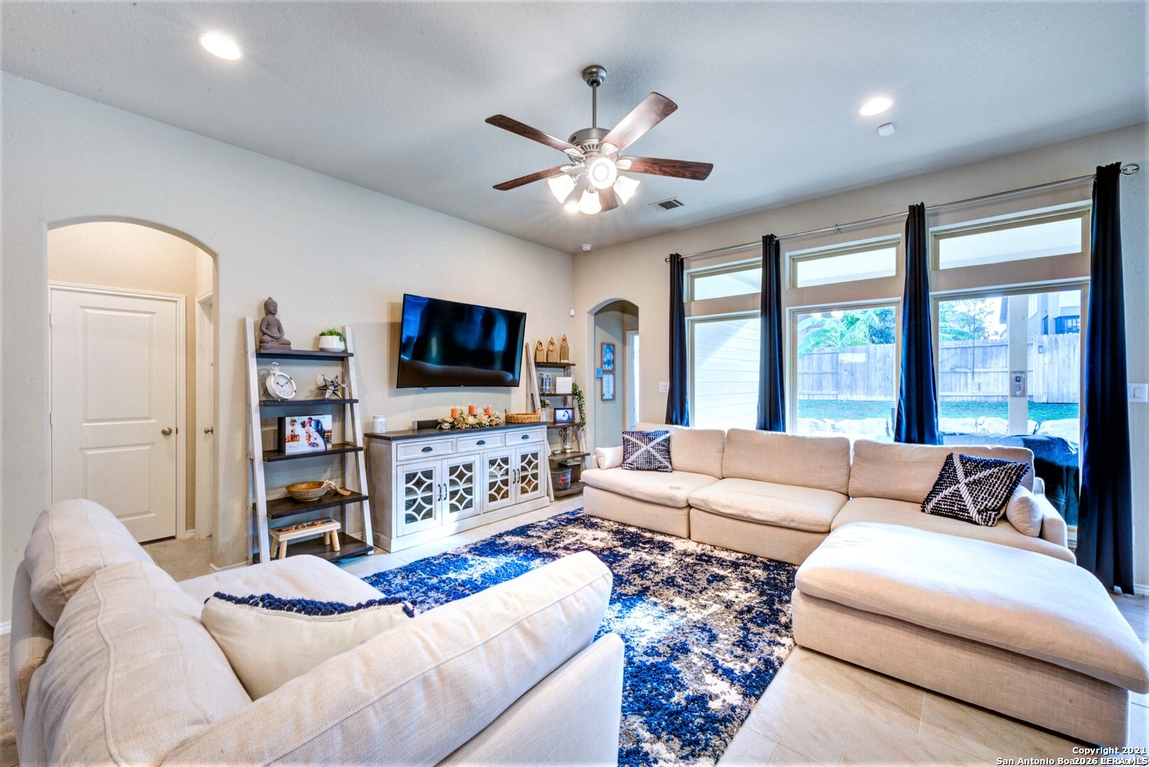 2051 Hardee Pass San Antonio TX 78253